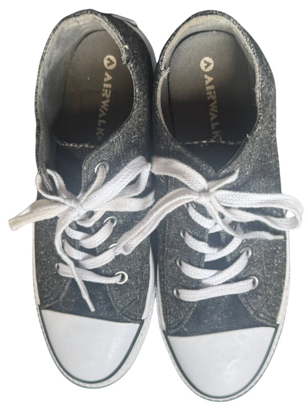Airwalk Black Canvas Low Top Lace-Up Sneakers Men's US 8–8.5 Women's US 10–10.5